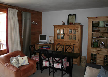 Apartment 212